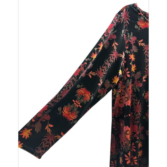 Intro. Black Floral Velvet Stretchy Long Sleeves Tunic Top Women's Plus Size 2X - Picture 2 of 9